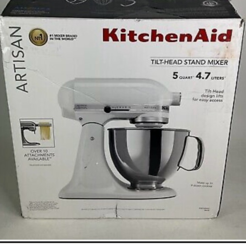 KitchenAid Artisan *White*Stand Mixer New in Box